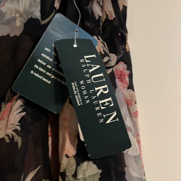 Ralph Lauren  handkerchief hem skirt. - Picture 3 of 3